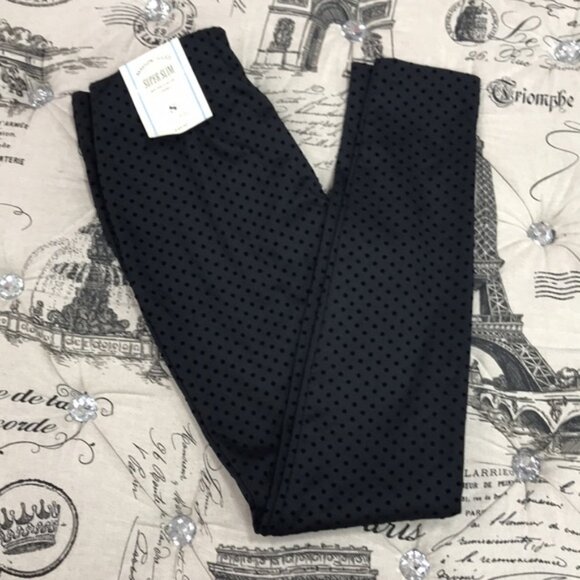 Maison Jules Flocked Dotted Skinny Pants - Picture 6 of 7